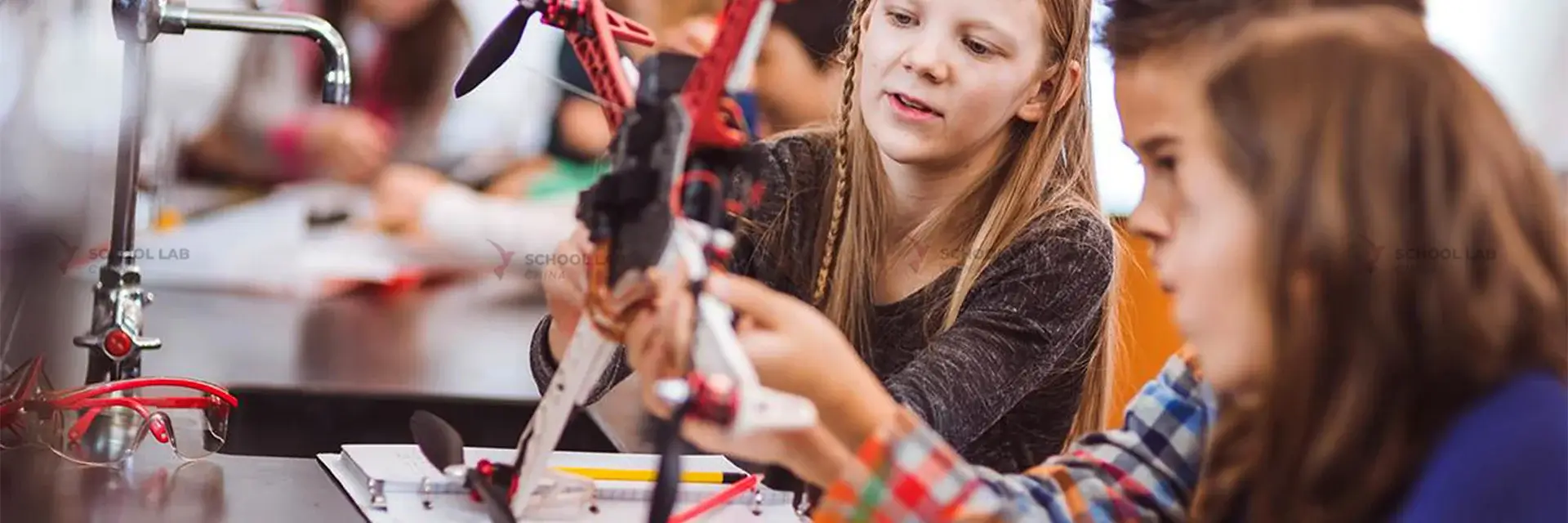 Physics Lab Equuipments Manufacturers